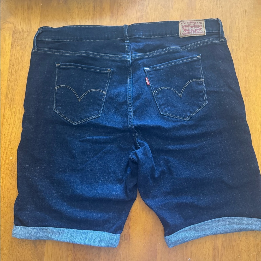 Levi's Women's Classic Bermuda Shorts
